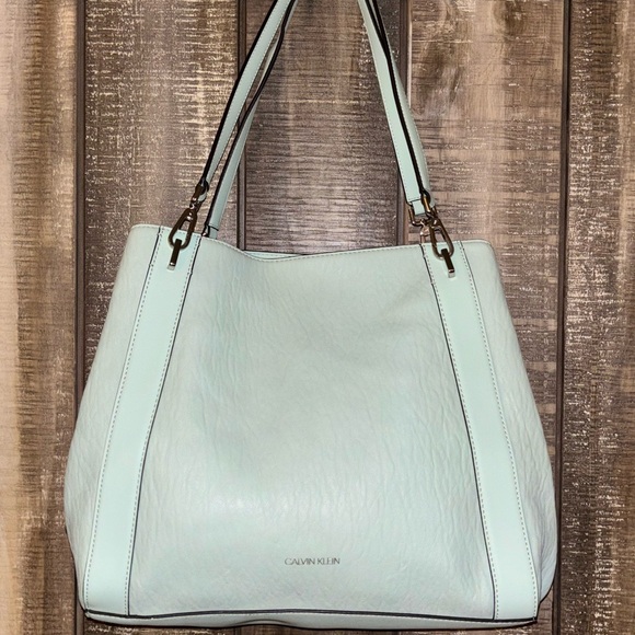 Calvin Klein Ellie Large Tote Bag Mint Green NWOT - Picture 1 of 10
